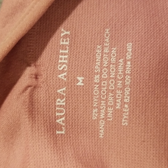 💕LAURA ASHLEY💕 2 Pack Bralettes ~ Pink & Grey Medium M NWT - Picture 7 of 8